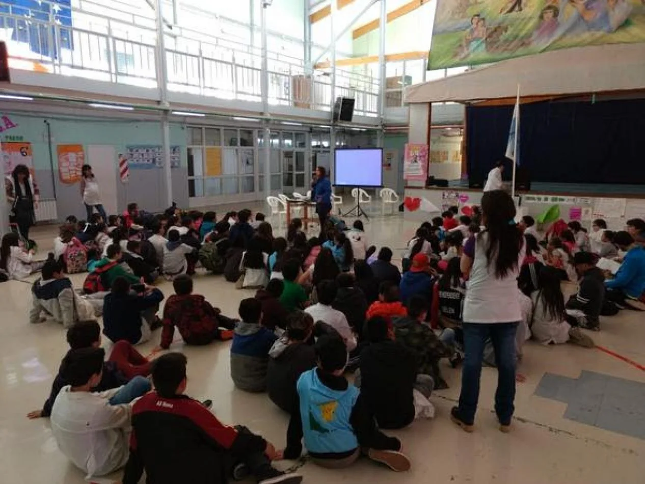 Diversas capacitaciones en escuelas de Río Grande