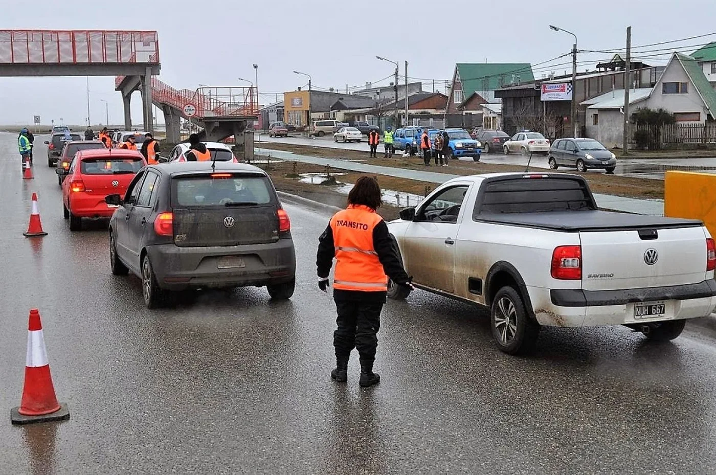 Controles vehiculares en Río Grande.