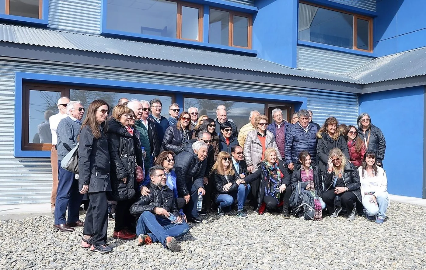 Los magistrados de todo el país posaron frente a la Casa de Justicia de Tolhuin.