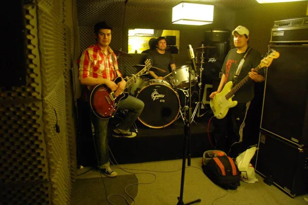 Mística Soviética, una de las bandas que tocarán en Grande Rock 2011