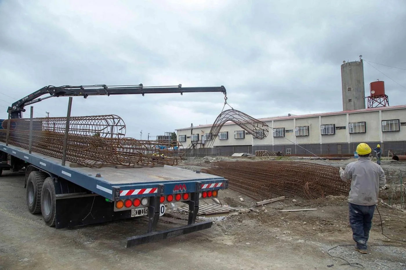 El Ministro de Obras de la provincia recorrió la obra del Hospital de Ushuaia