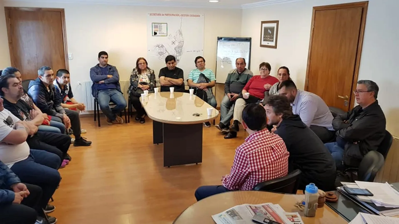 Reunión con representantes del deporte local para dar a conocer la situación que perjudicaría directamente al sector en diversos aspectos.