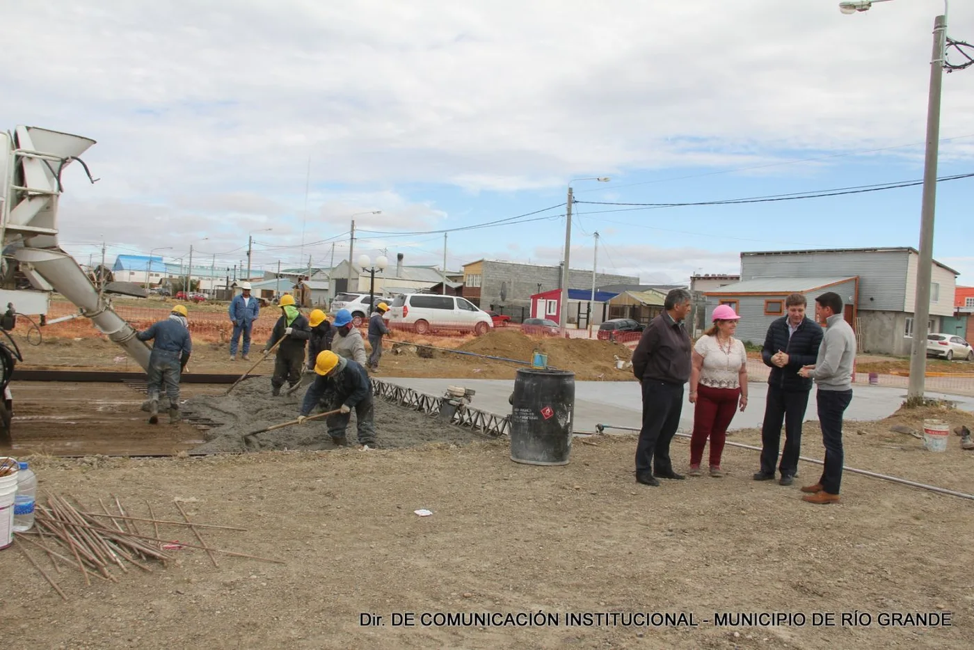 Avances en la obra de pavimentación de la calle Lugones en el Barrio Danés