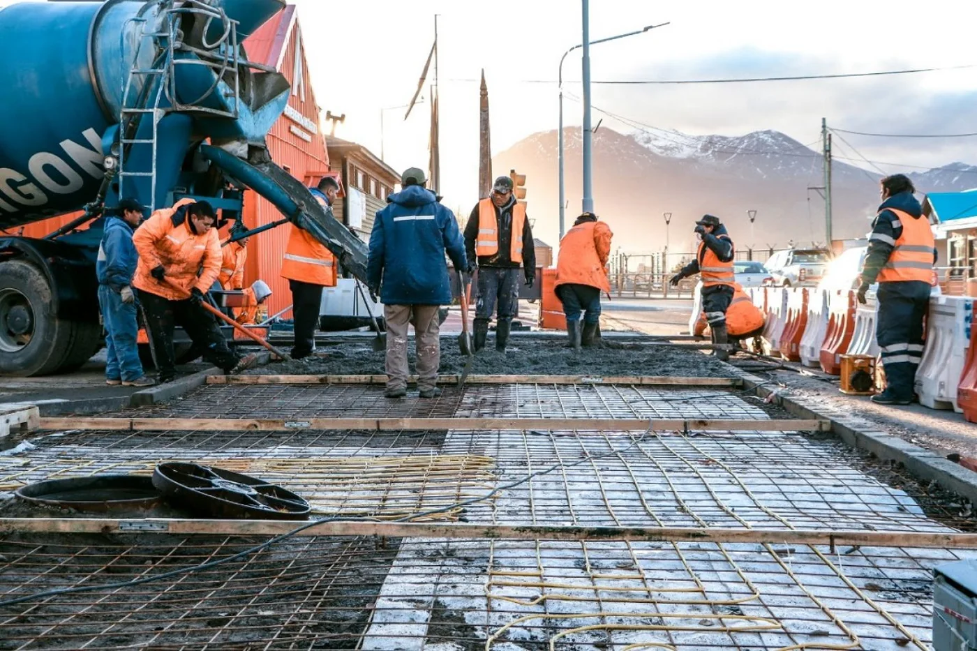 Nuevas veredas en el ingreso al puerto de Ushuaia