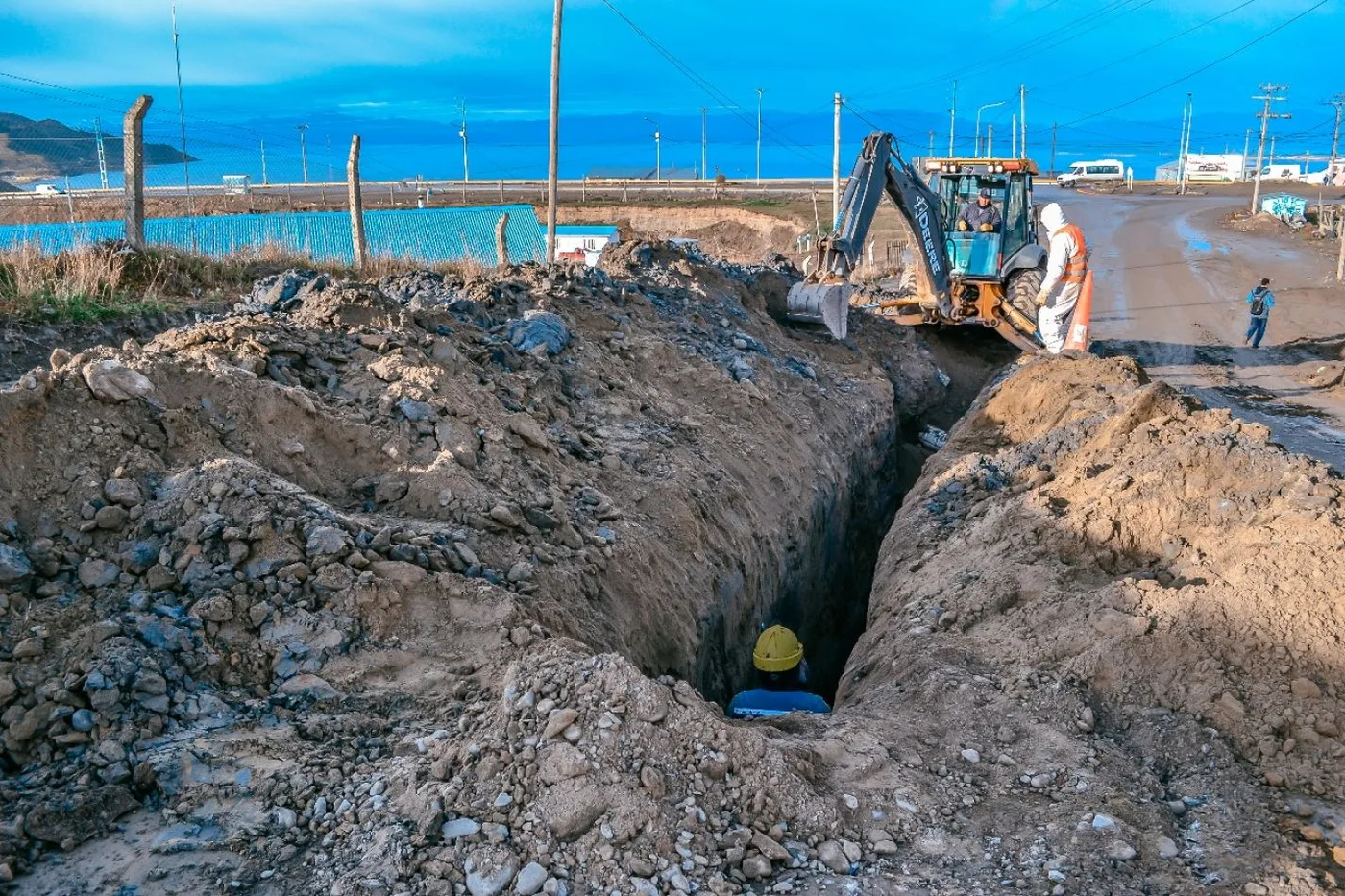 Ingreso a Andorra: construyen troncal pluvial y red de desagües