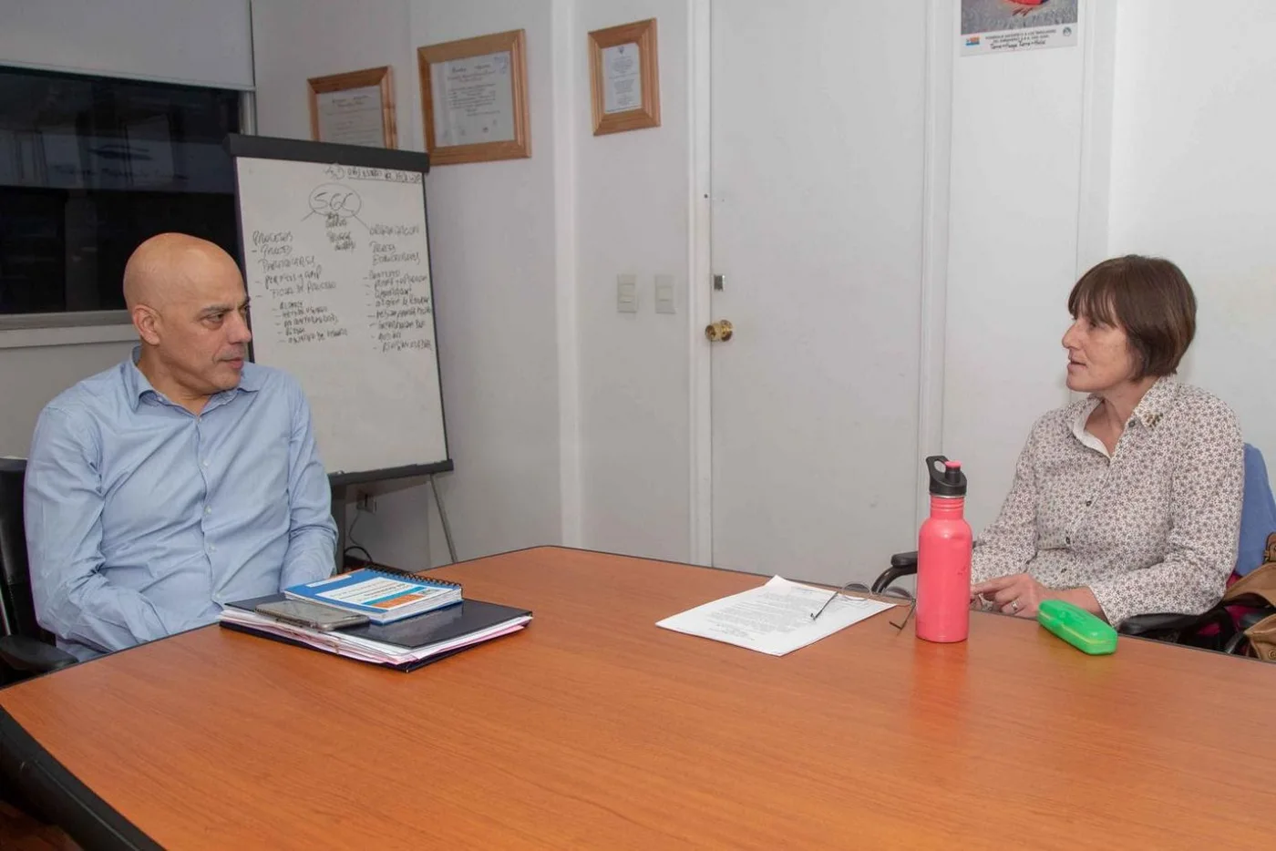 . El secretario General de Gobierno Juan D’Angelo recibió el miércoles a Viviana Remy, referente voluntaria de la Fundación Garrahan en Ushuaia