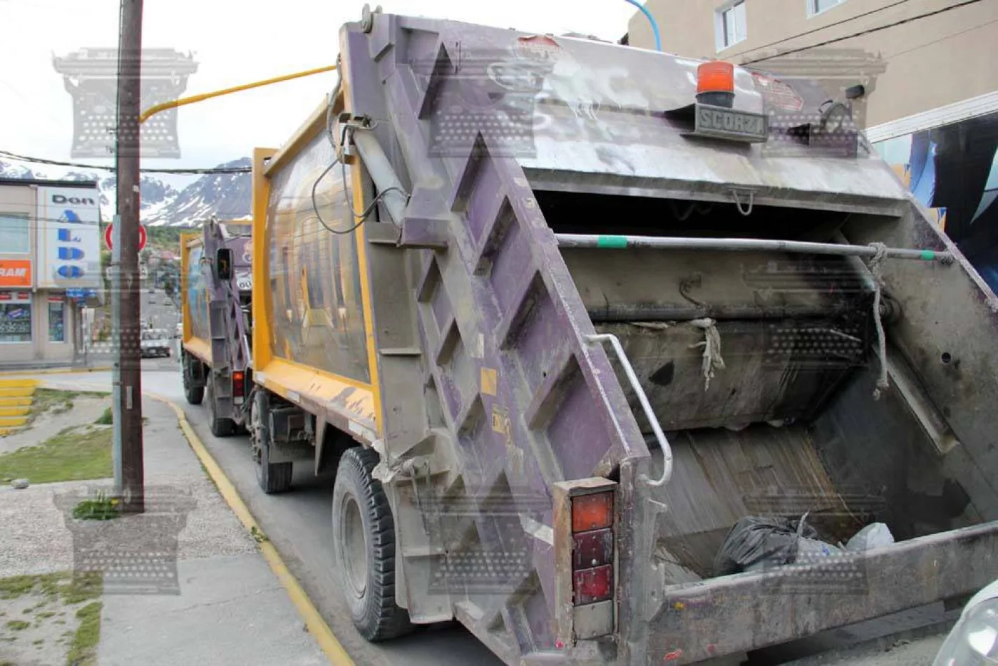 Rige en Ushuaia el nuevo horario para la recolección nocturna de residuos