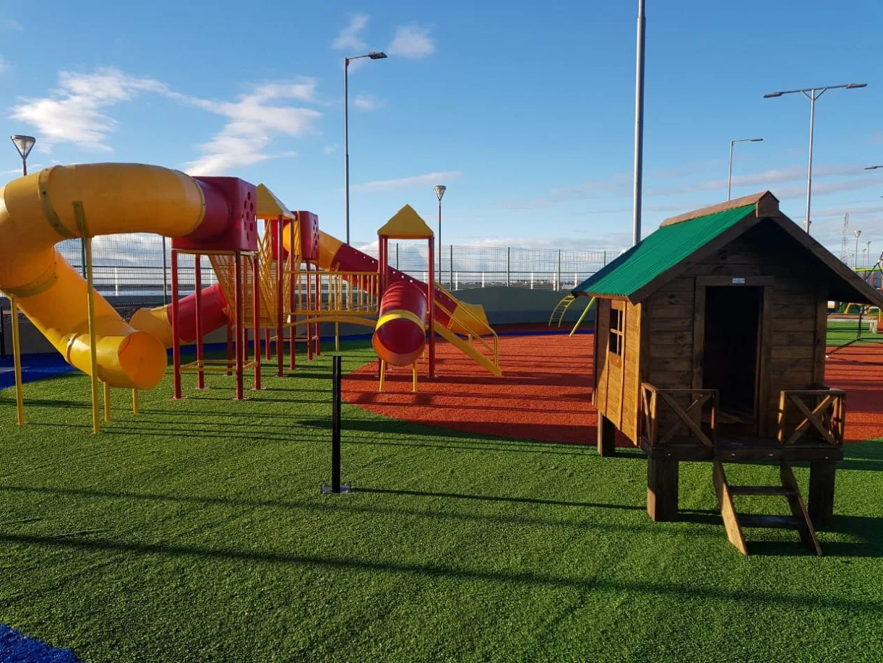Se inaugura plaza totalmente adaptada para niños con discapacidad