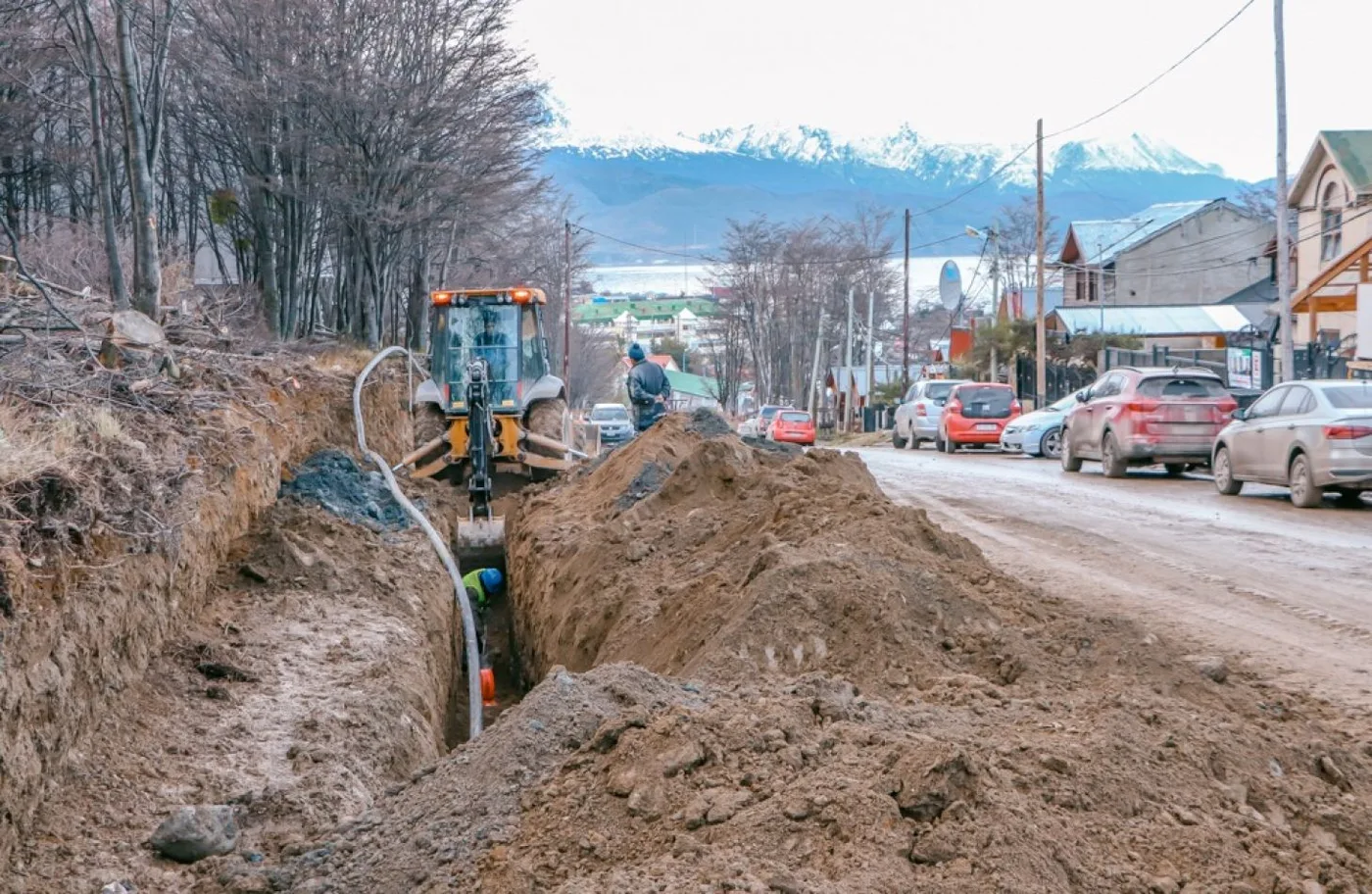 Colocan red pluvial en calle Los Cauquenes