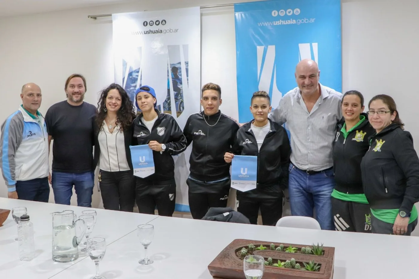 Comenzó la clínica de Futsal femenino en el marco de la Noche más Larga