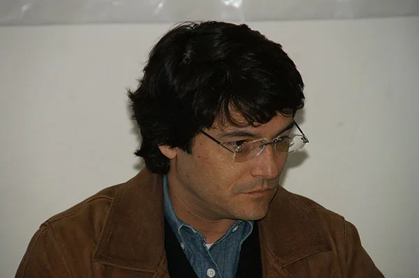 Manuel Raimbault criticó fuertemente a Virgilio Martínez de Sucre.