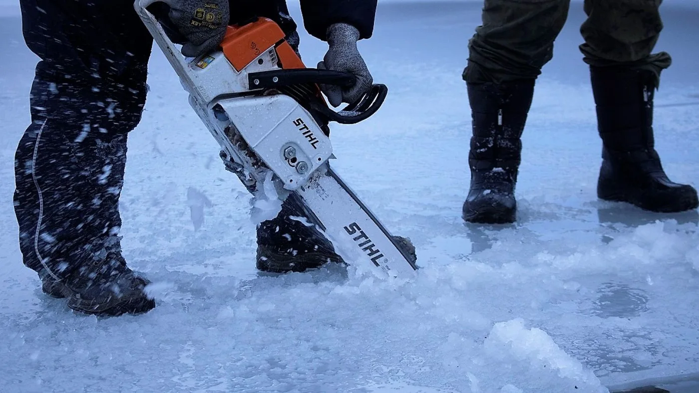 Comienza el 9no. Encuentro de escultores sobre Hielo