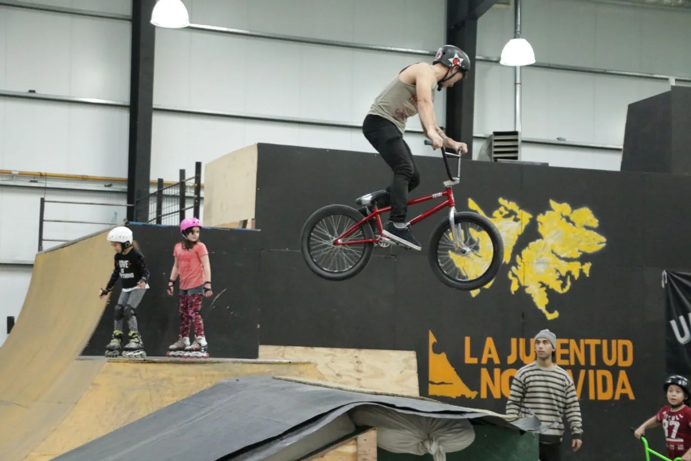 Skate & Bike Park