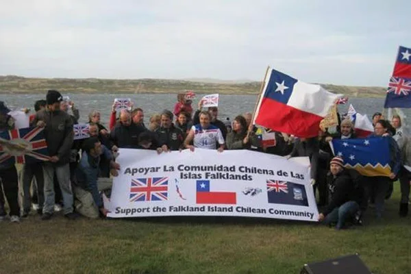 Los residentes chilenos en Malvinas, con pleno apoyo a los británicos.