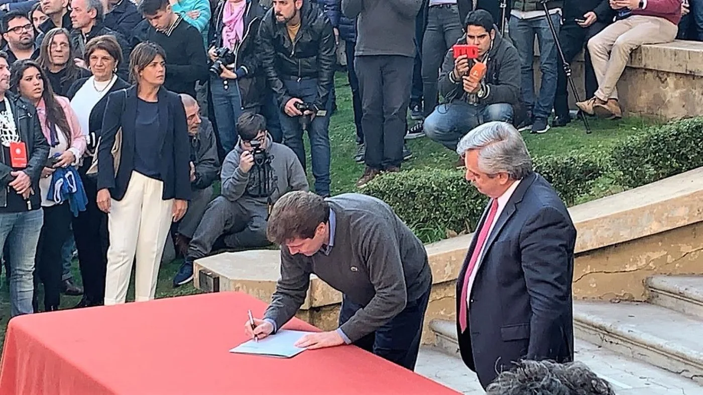 Gustavo Melella y Alberto Fernández firmaron 6 puntos clave para el futuro de Tierra del Fuego 