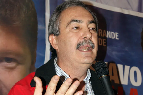 El Intendente de Río Grande criticó a quienes apelan a las denuncias en épocas de elecciones.