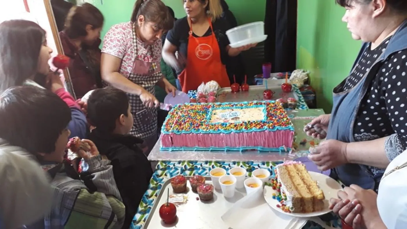 El municipio entregó tortas a diversas instituciones por el "Día del Niño"