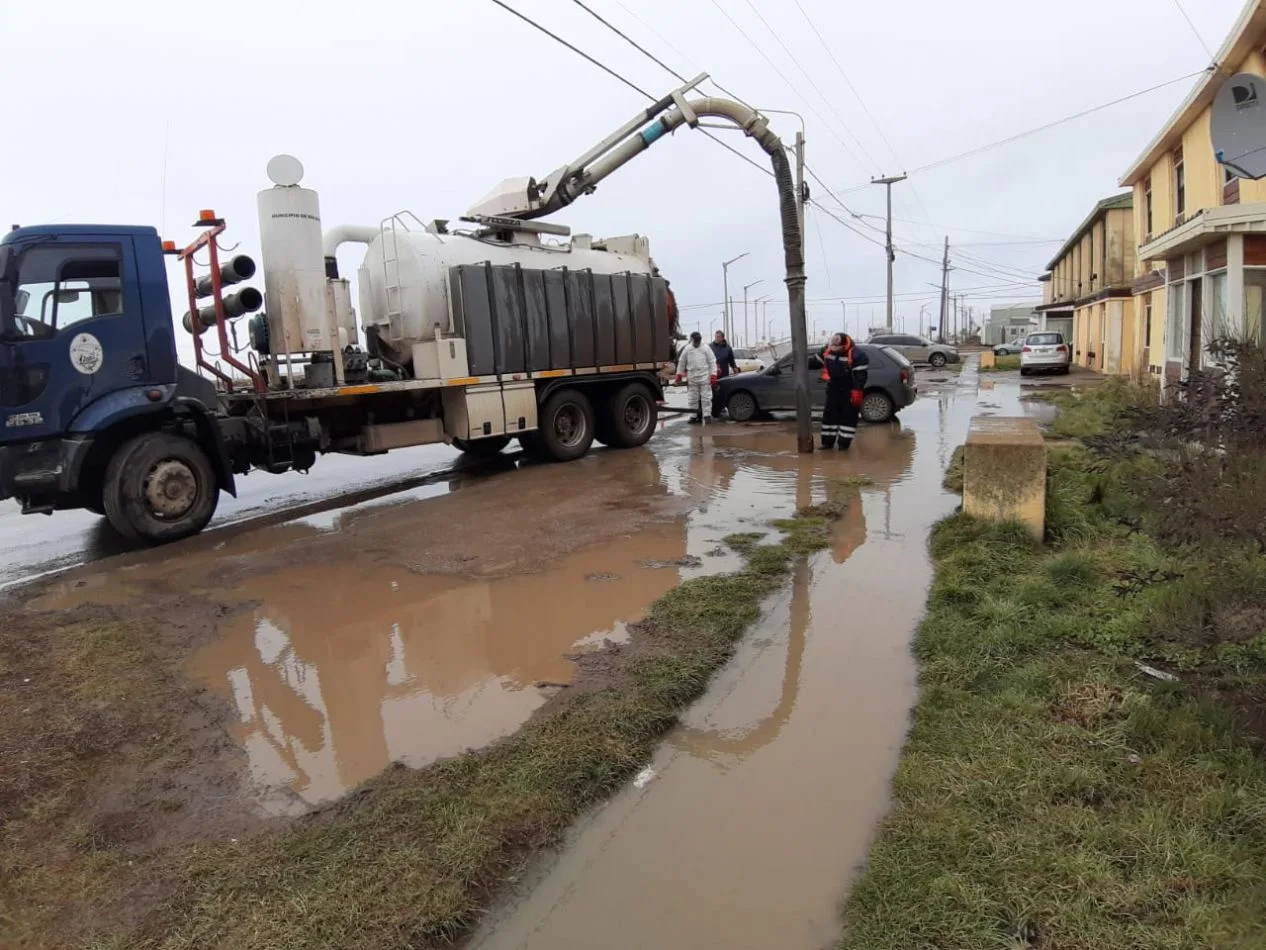 Fuerte operativo del municipio por las intensas lluvias