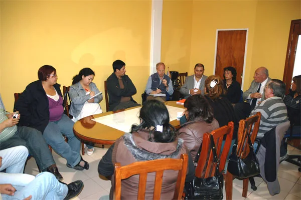 En la reunión participaron vecinos de los asentamientos de Margen Sur.