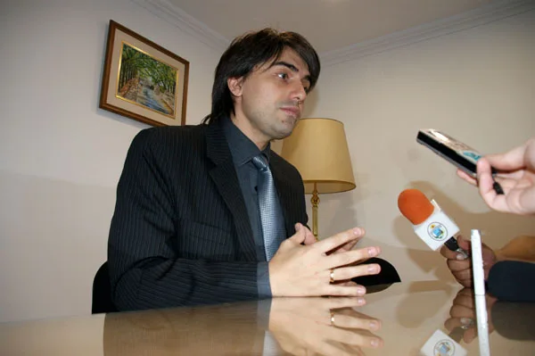 Paulino Rossi, durante la conferencia de prensa.