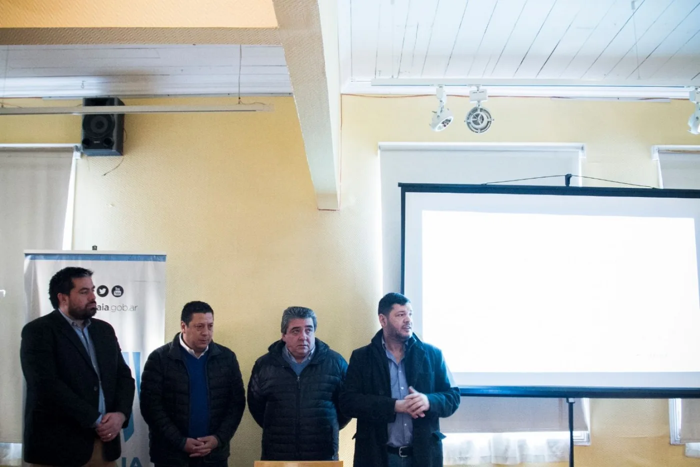 Se realizan en Ushuaia talleres sobre el rol de las ciudades antárticas