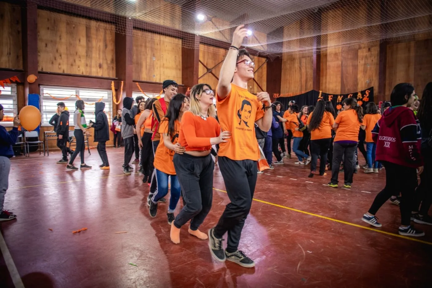 El municipio de Ushuaia acompañó el cierre de Intertribus del colegio Eva Duarte