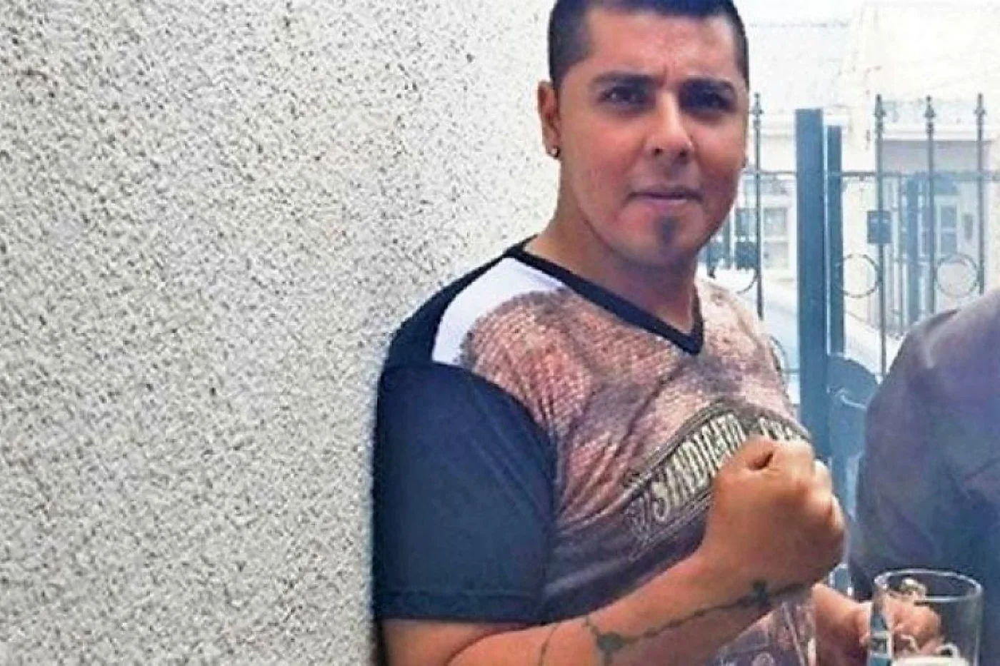 Lucas Villalobos golpeó a su expareja Gabriela Tedesco y al joven Matías Sánchez de 25 años y lo dejó en Terapia intensiva..