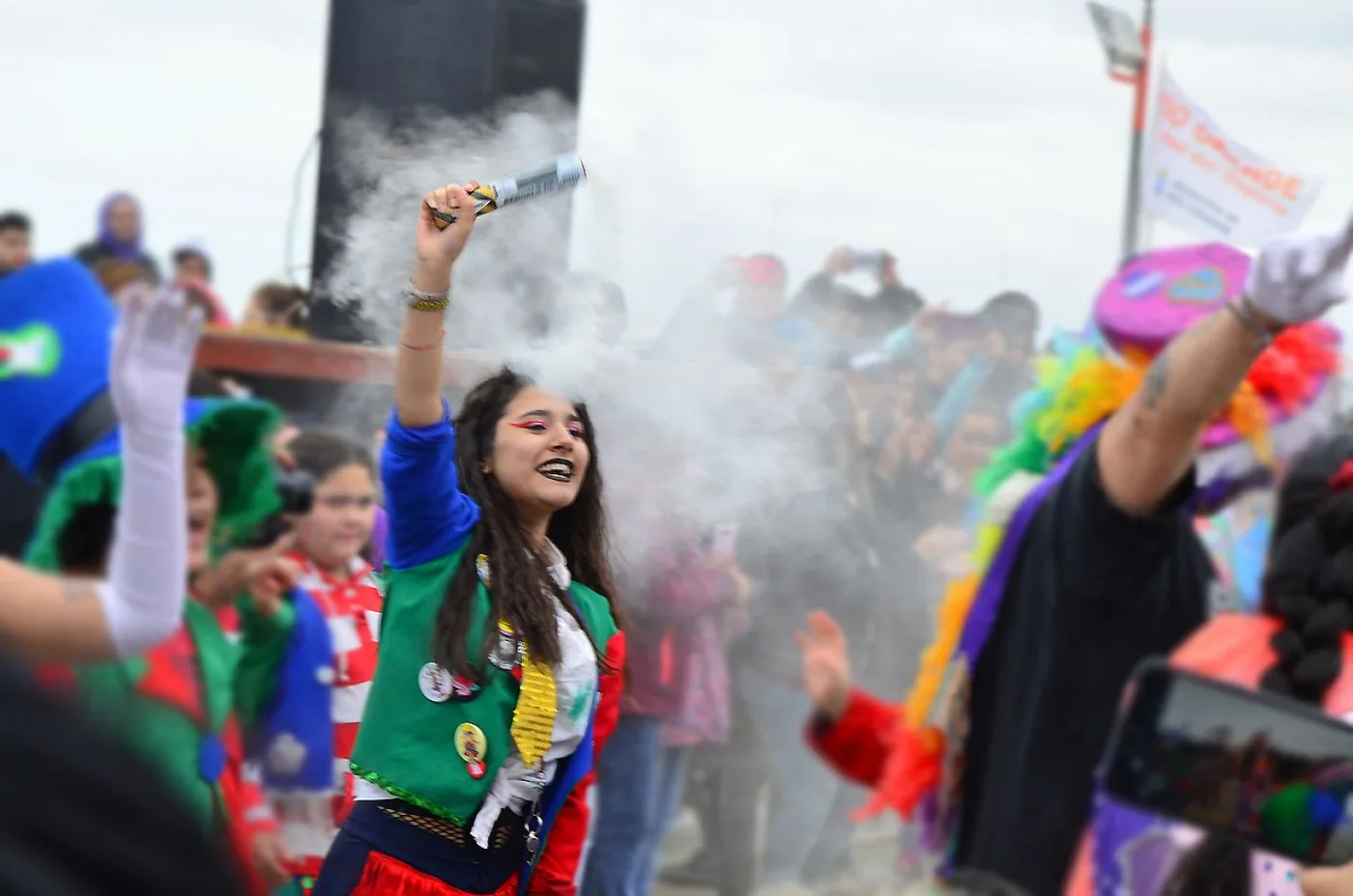 Colorido festejo por la llegada de la primavera