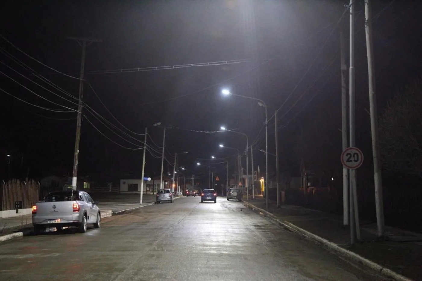 Tolhuin ya tiene su propio tendido de luces LED en la ciudad