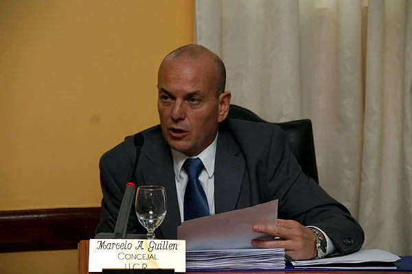Alfredo Guillén encabezó el repudio de recortes a fondos coparticipables.