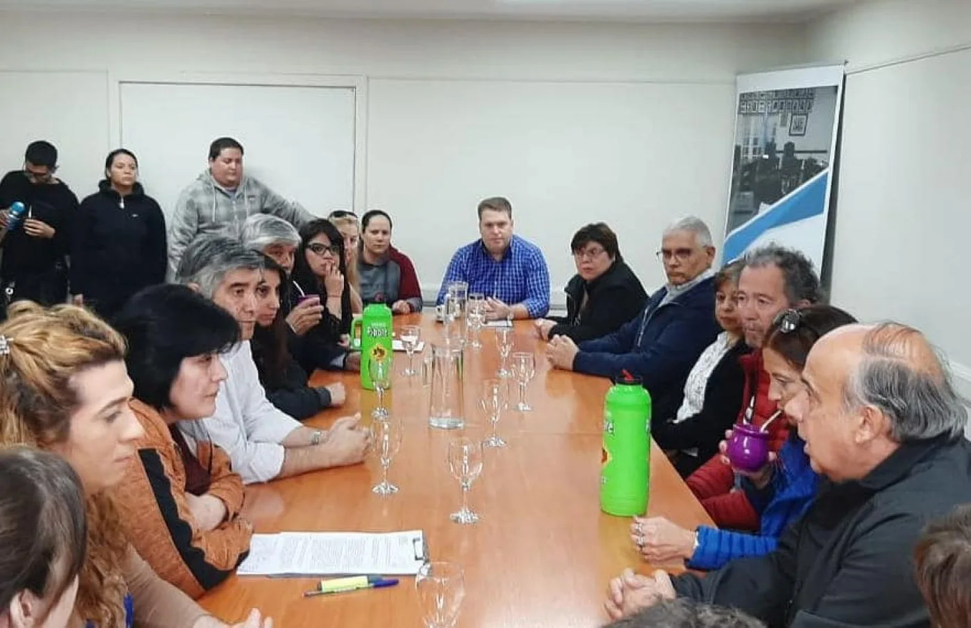 Reunión con vecinos que residen en cercanías al hogar de menores  ‘Pequeño Hogar’