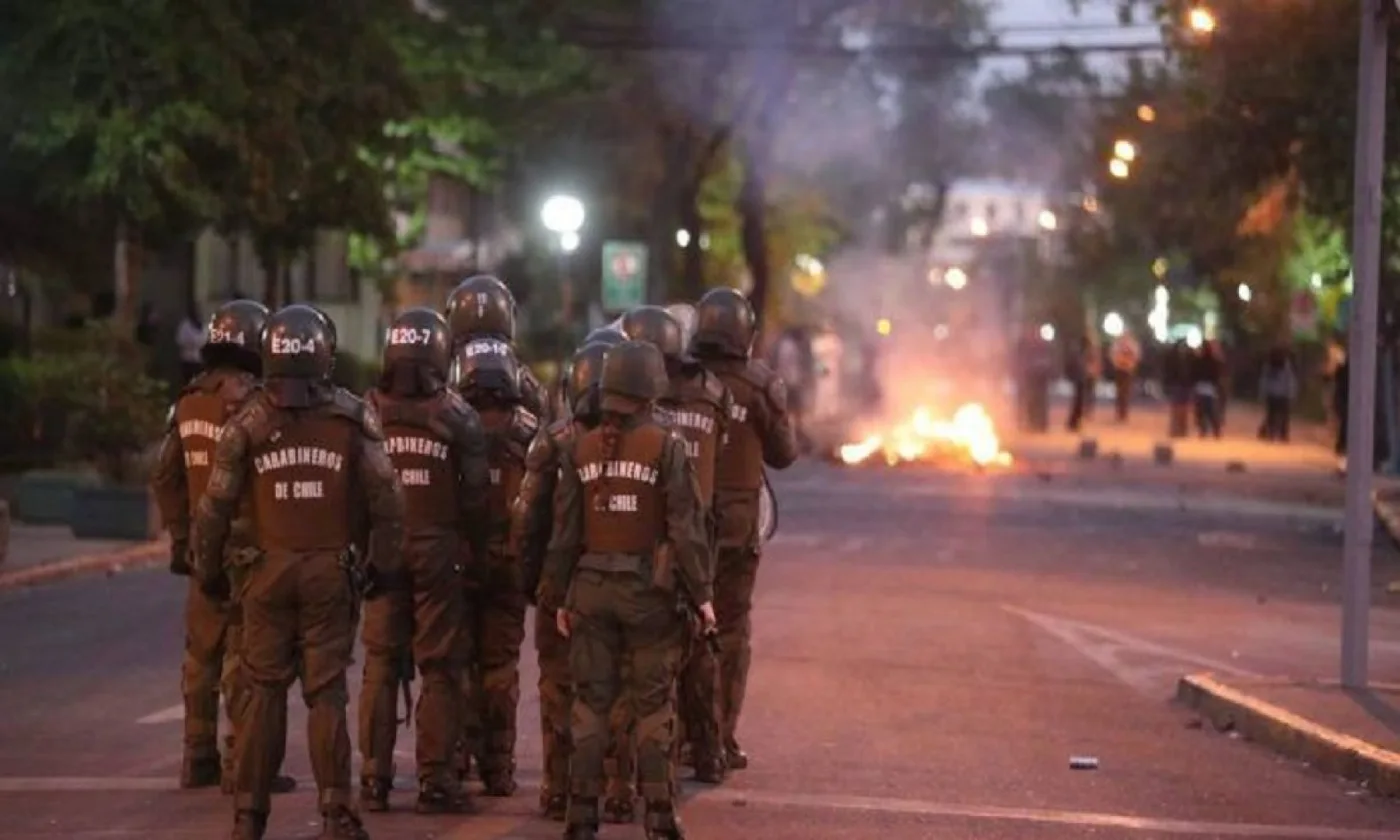 Incidentes, detenidos y heridos en protesta frente al Consulado