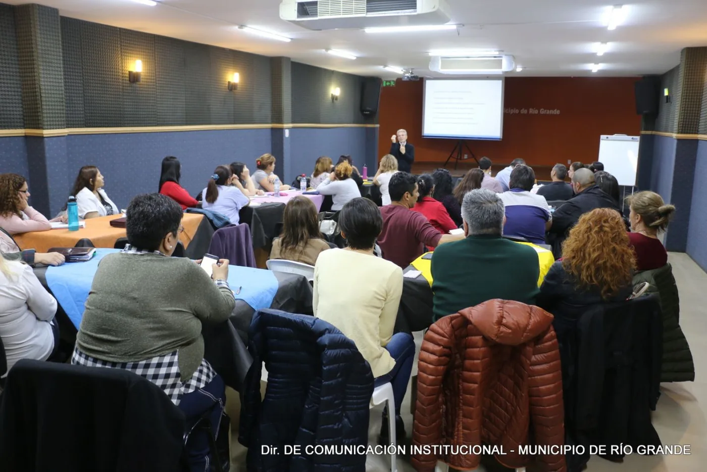 Este jueves se entregarán los diplomas de la Escuela Municipal de Formación Pública