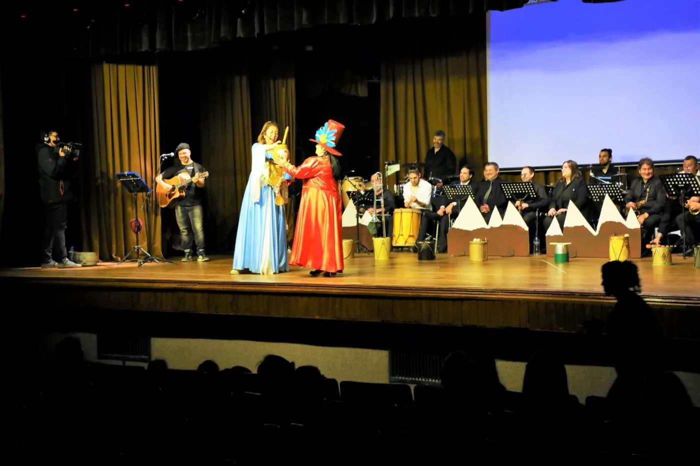 Canta y Aprende se presentó en la Casa de la Cultura