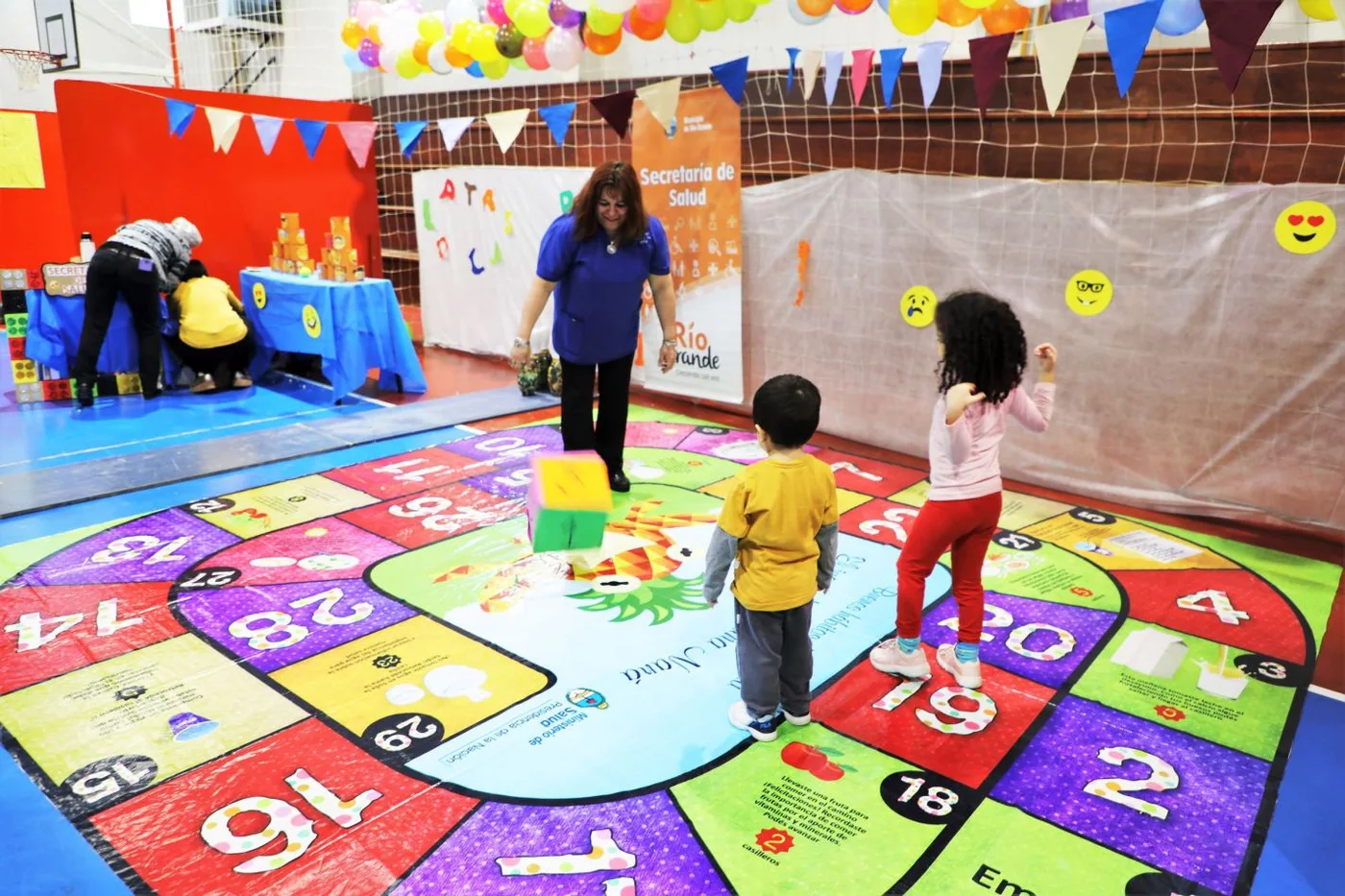 Kermesse educativa en el Polideportivo "Carlos Margalot"