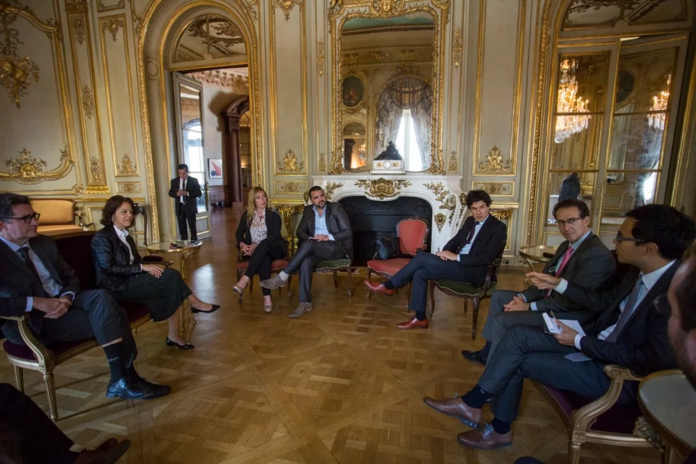 Vuoto suscribió con la Embajada de Francia un convenio de cooperación