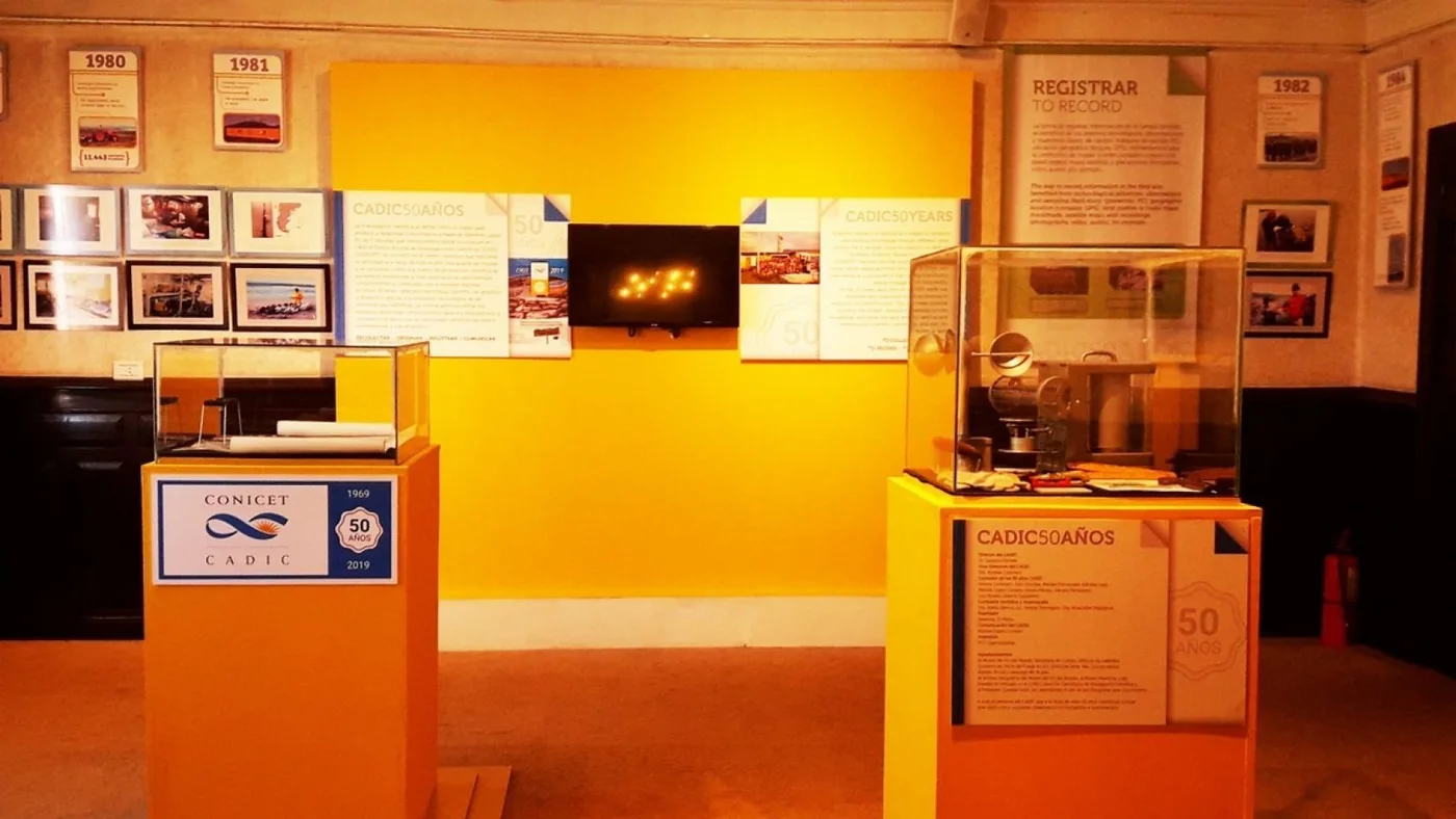 La muestra se lleva a cabo en el Museo del Fin del Mundo (sede Antigua Casa de Gobierno, en Maipú 465) y podrá visitarse durante toda la temporada de