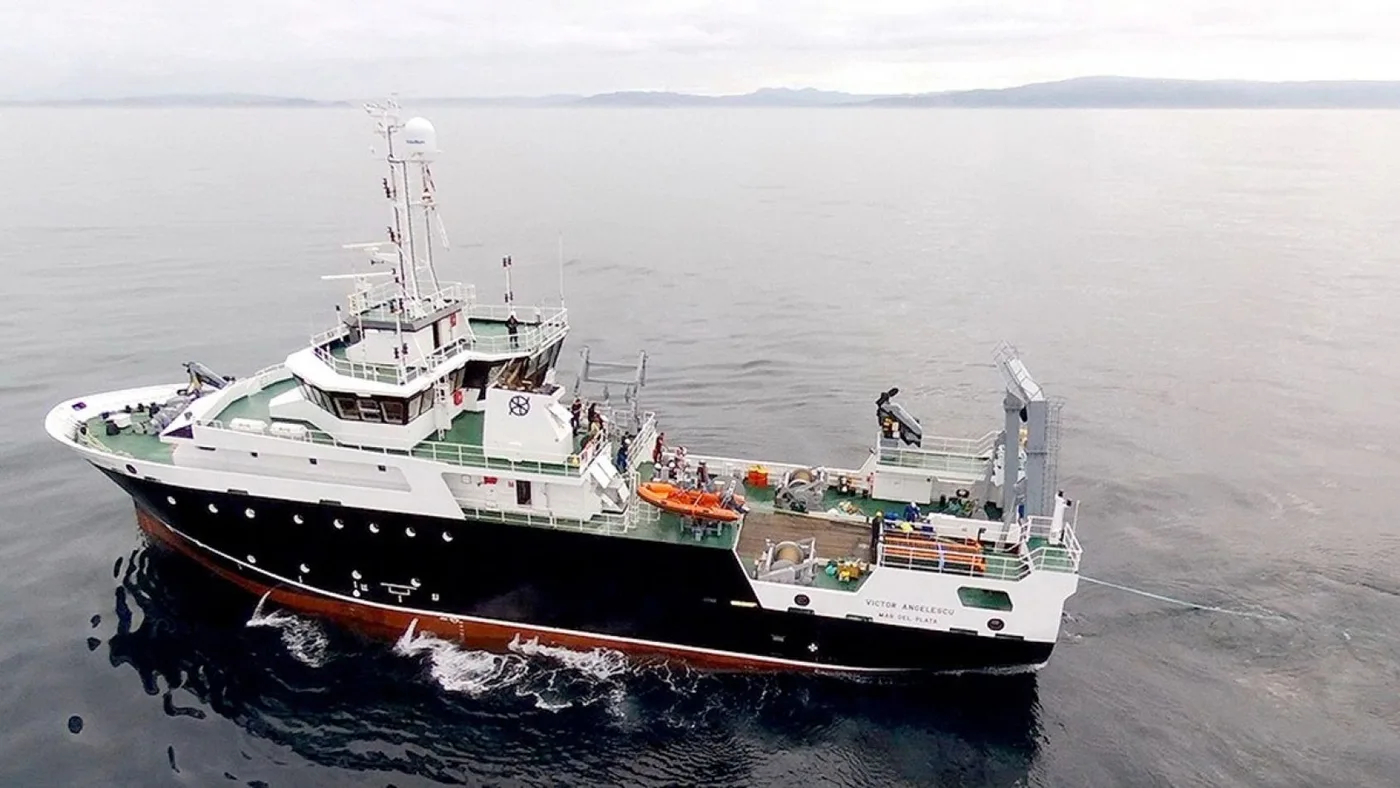 La embarcación argentina Víctor Angelescu, del INIDEP, partirá desde Ushuaia con una tripulación científica compuesta por 16 investigador
