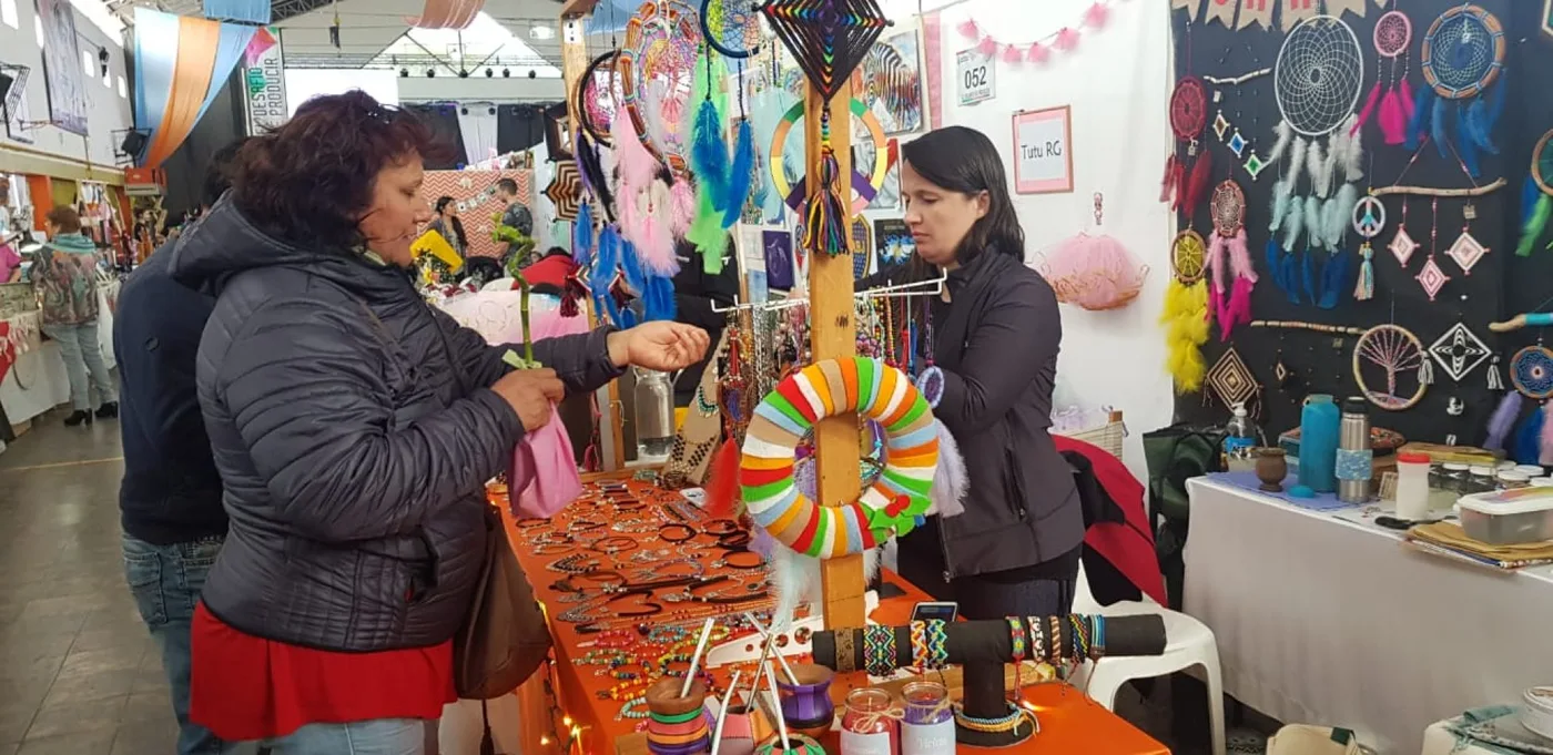 Exitosa feria de emprendedores del Desafío de Producir
