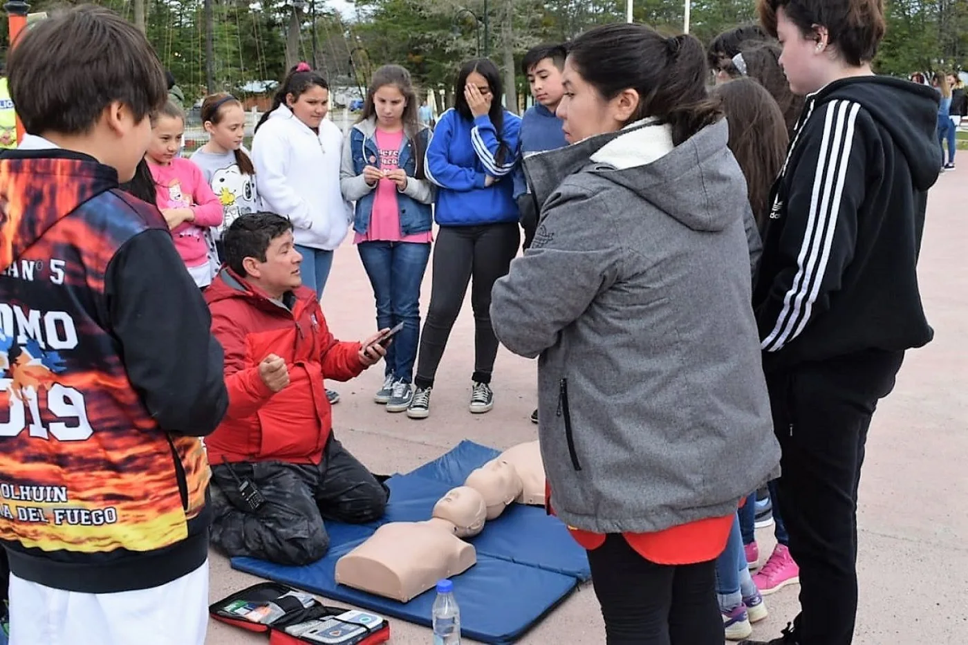 Capacitan a la comunidad en RCP.