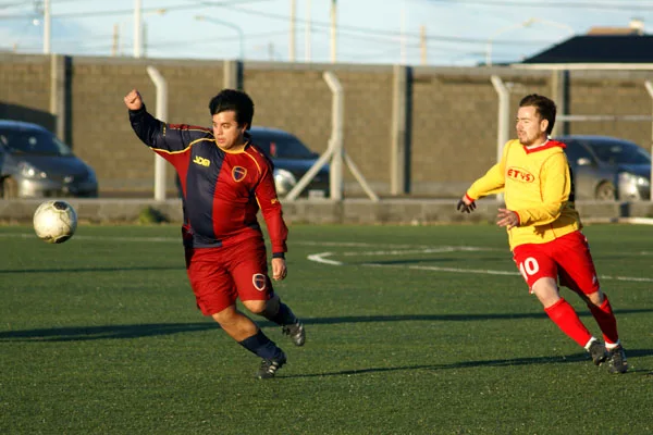 Victoria e Instituto La Misión jugaron un partido chato.