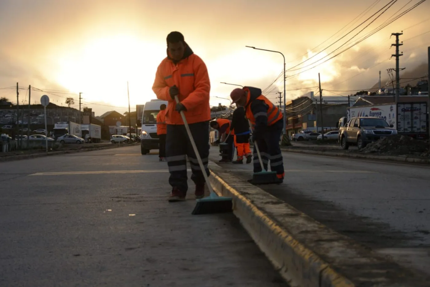 Por una ciudad más limpia. -Municipalidad de Ushuaia-