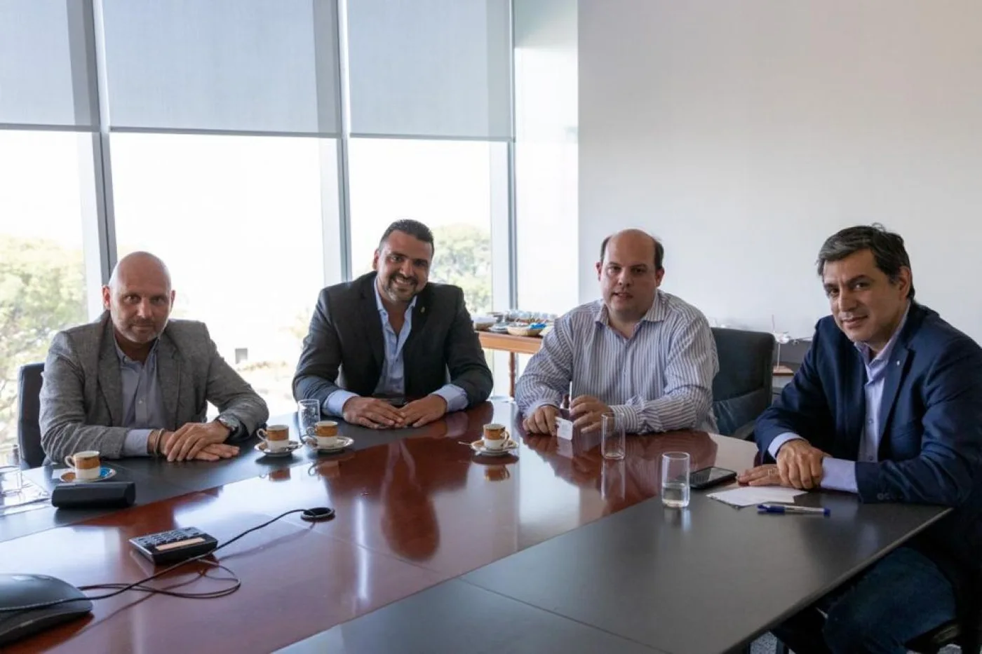 Vuoto se reunió con el presidente de Aerolíneas Argentinas