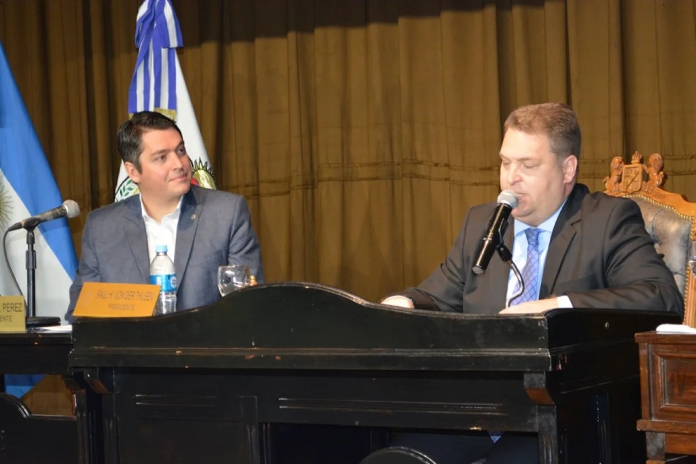 Intendente Martín Perez junto al presidente del Concejo Deliberante, Raúl Von der Thusen.