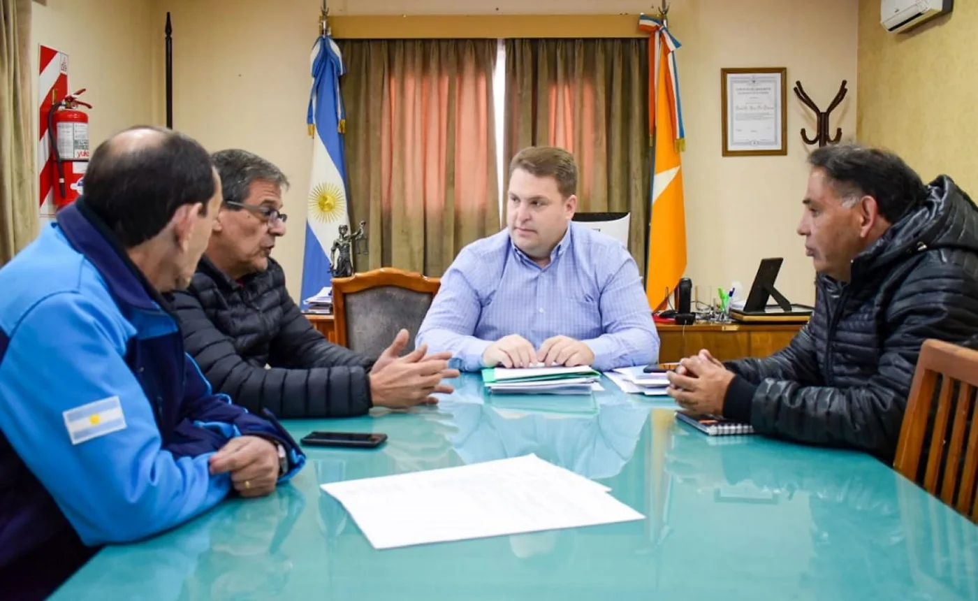 El concejal Von der Thusen recibió a Pascual Lombardo.