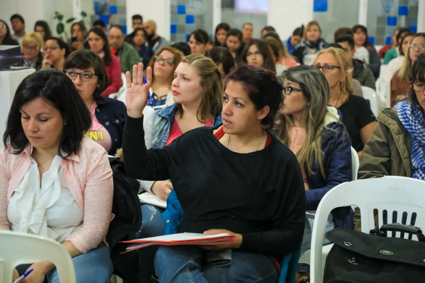 Los mismos son cuatrimestrales y, en algunos casos, tienen continuidad durante la segunda mitad del año.