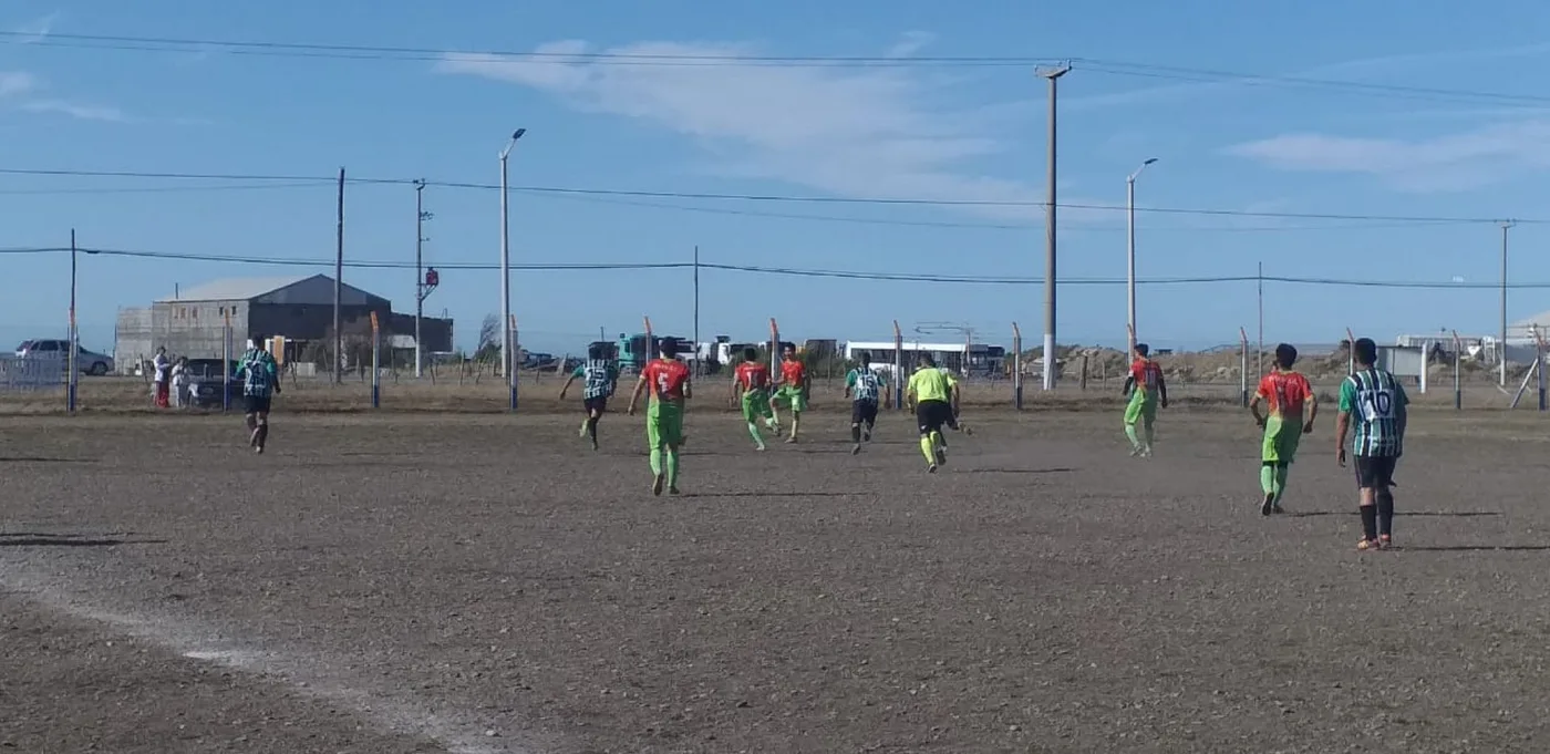 Deportivo Frías y Obra Social Camioneros no se sacaron ventajas