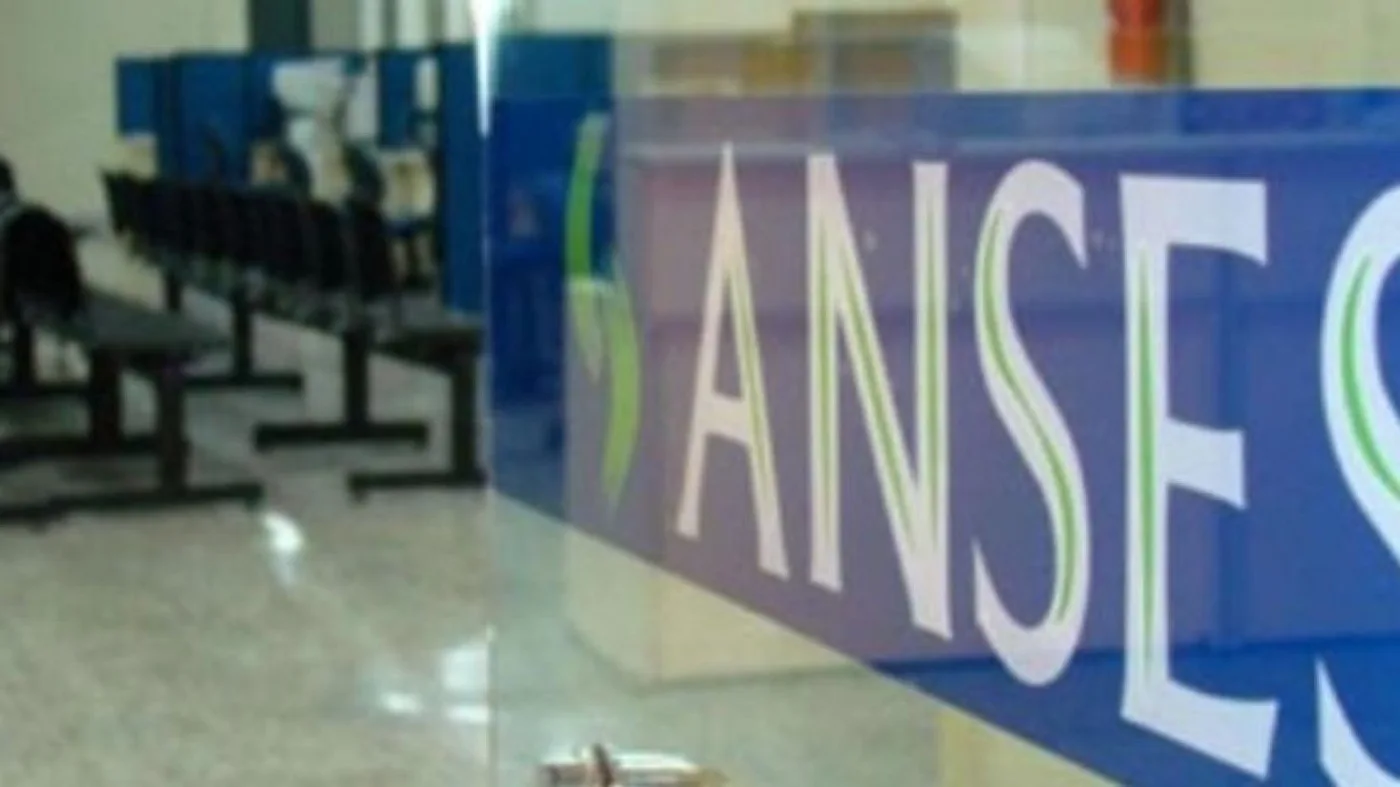 ANSES informa que no envía personal a domicilio para realizar trámites
