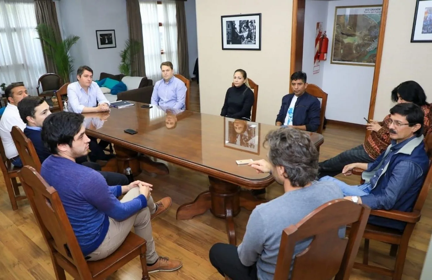 Martin Perez recibió a los concejales de la ciudad.