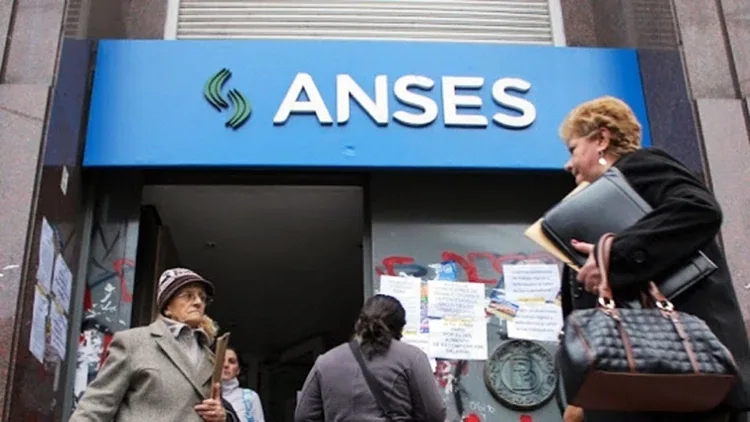 Anses comenzará a pagar a beneficiarios de (AUH), (AUE) y (IFE)